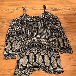 New forever 21 open shoulder top